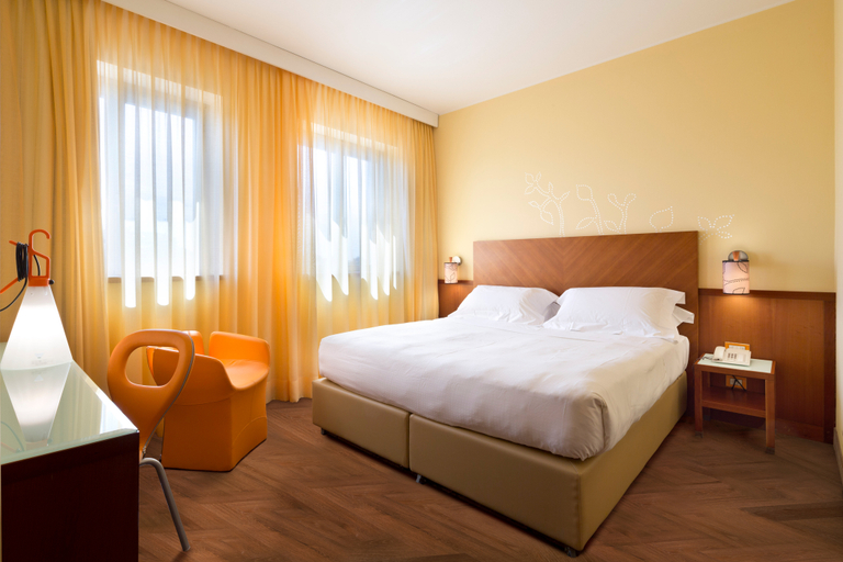 Bedroom 13