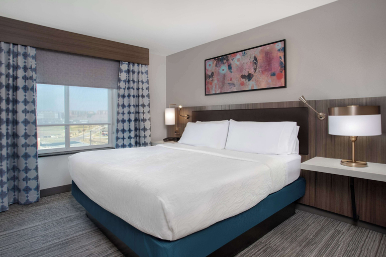 Bedroom 28