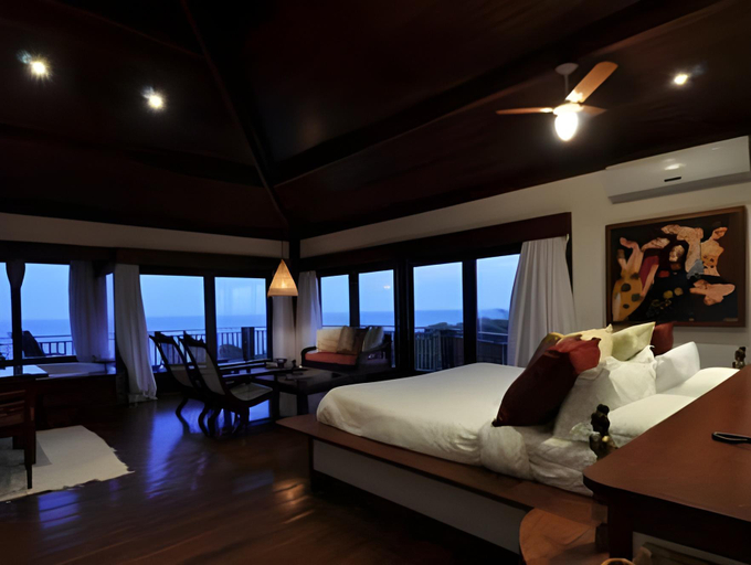 Bedroom 12