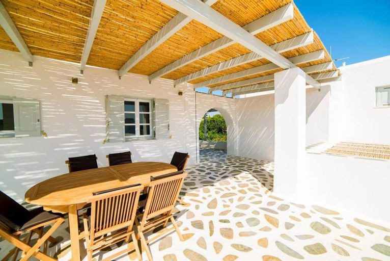 Others 5, Coral Villa with 4 bedrooms in Paros, South Aegean