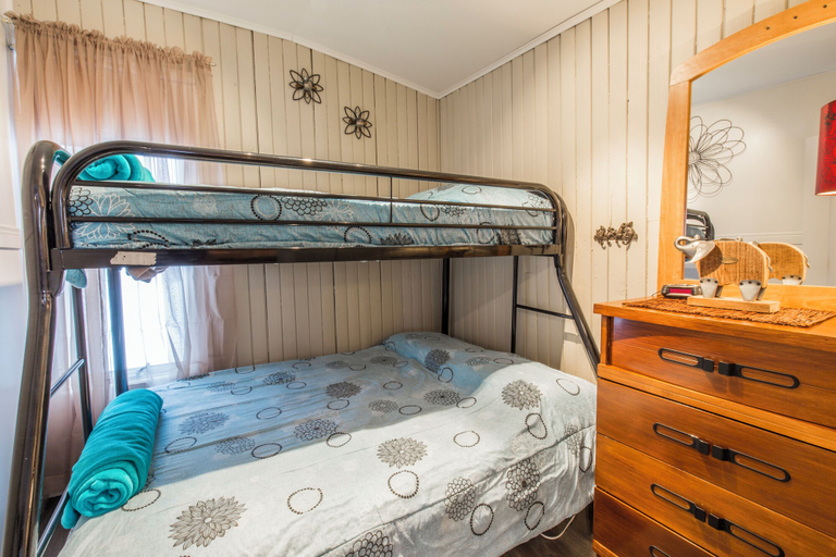 Bedroom, Le Chalet Relax du Lac St-Tite, La Côte-de-Beaupré