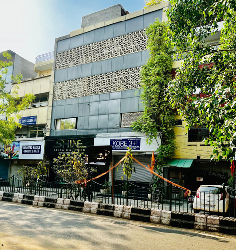 Exterior & Views, Divine Inn Hotel Rajouri Gardan, West