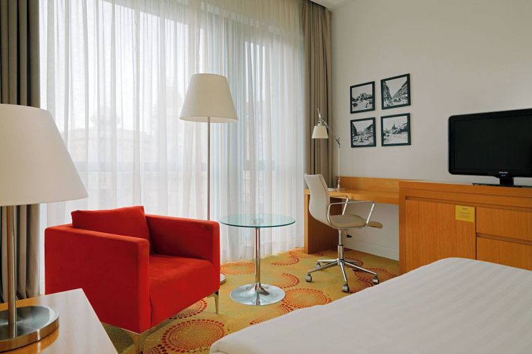 Bedroom 3, Courtyard by Marriott Budapest City Center, Budapesti