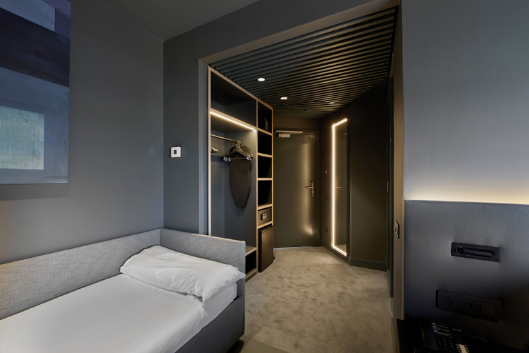Bedroom 3, Hotel Barcelona Princess, Barcelona