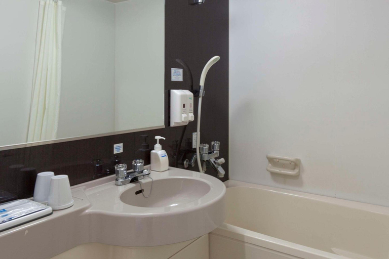 Bathroom 4, Comfort Hotel Kokura, Kitakyūshū