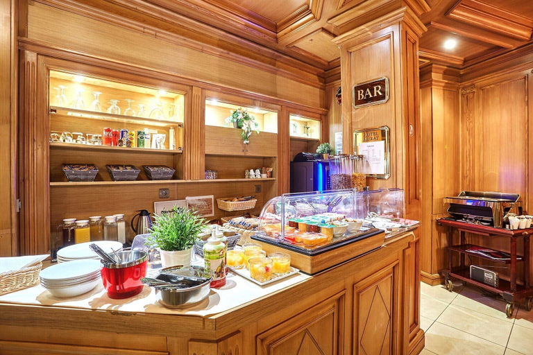 Food & Drinks 5, Hotel Murat, Paris