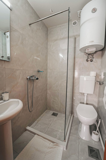Bathroom 3, B&B Passage, Sremska Mitrovica