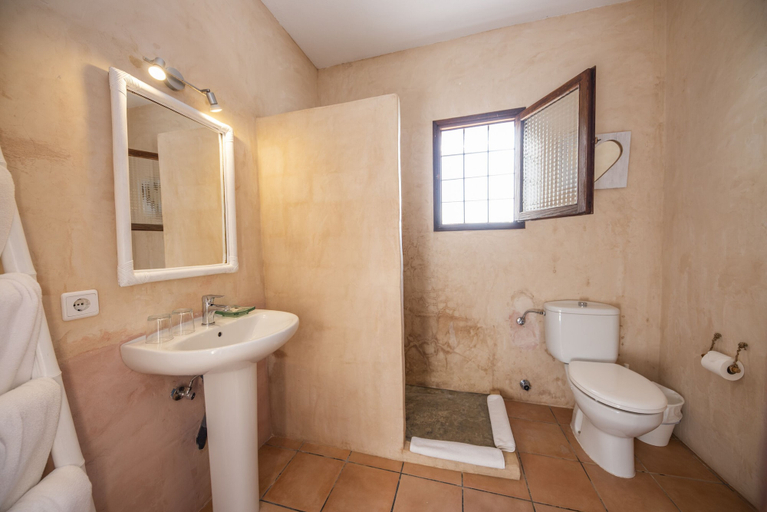 Bathroom 4, Agroturismo Can Cosmi Prats, Baleares