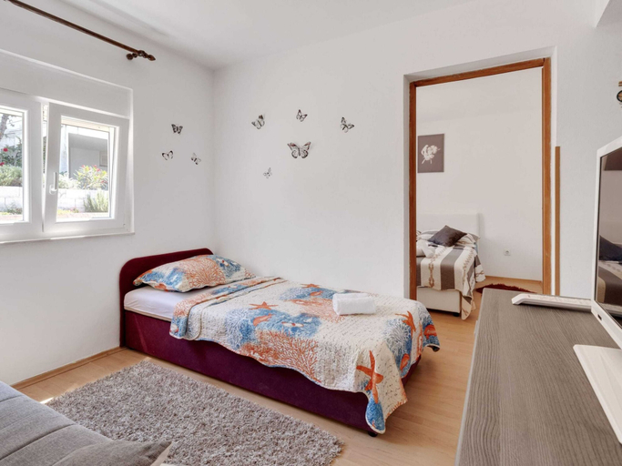 Bedroom 3, Simplistic Holiday Home in Jasenice Rovanjska near Sea, Jasenice