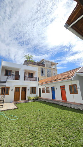 exterior 17