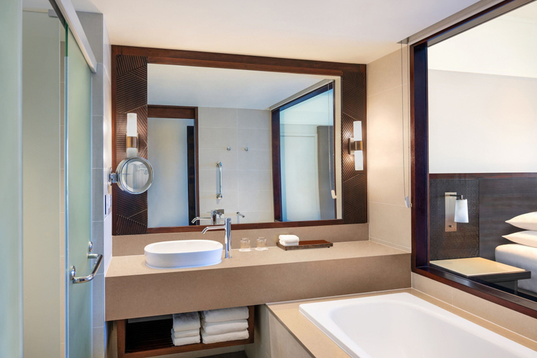 Bathroom 5, Fiji Marriott Resort Momi Bay, Nadroga/Navosa