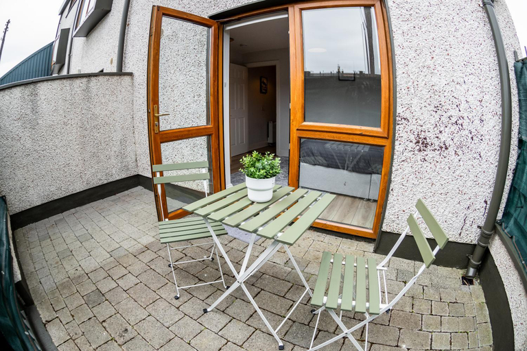 Facilities 2, Cozy Fairview Apartment, Dublin