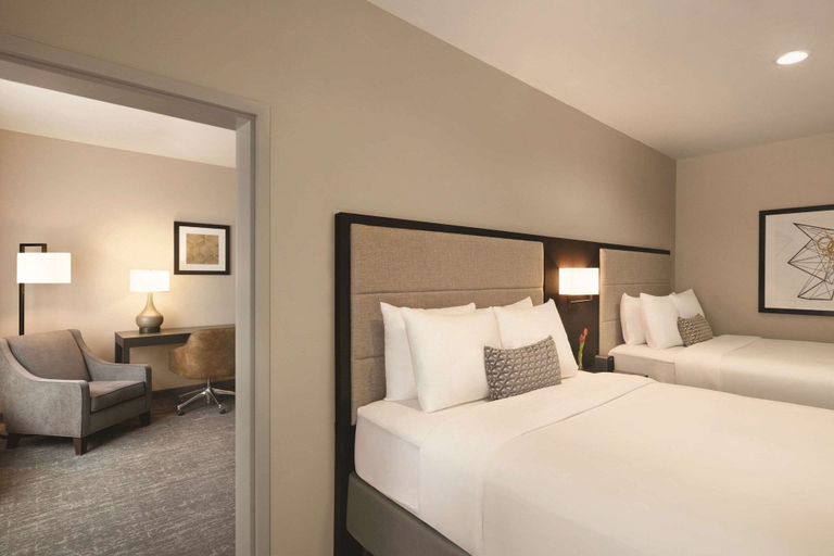 Bedroom 5, Radisson Hotel Oklahoma City Airport, Oklahoma