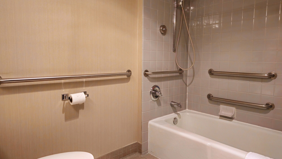 Bathroom 4, Best Western Plus Coeur d'Alene Inn, Kootenai