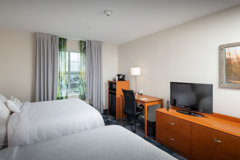 Bedroom 3, Fairfield Inn & Suites by Marriott New Bedford, Bristol
