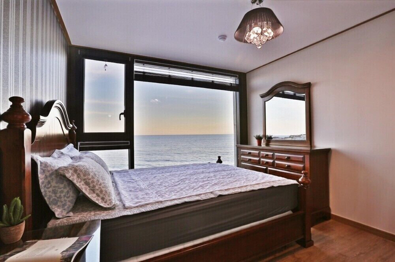 Bedroom 2, Beach Pension, Yeongdeok