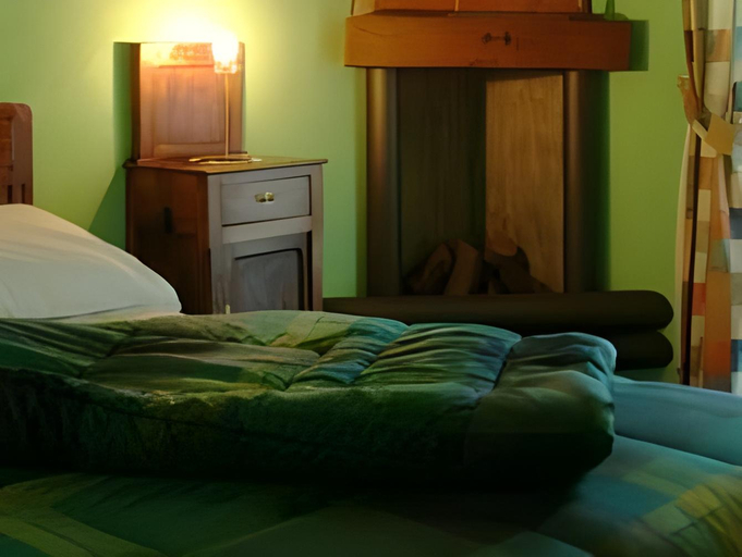 Bedroom 6