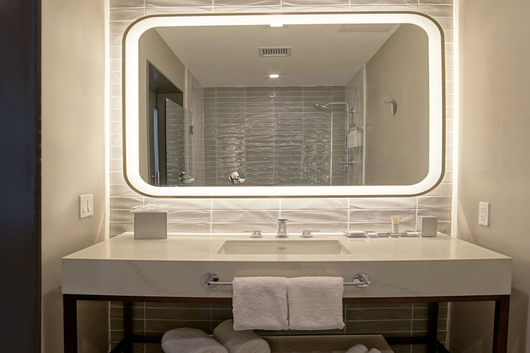 Bathroom 4, Marriott Fort Lauderdale Airport, Broward