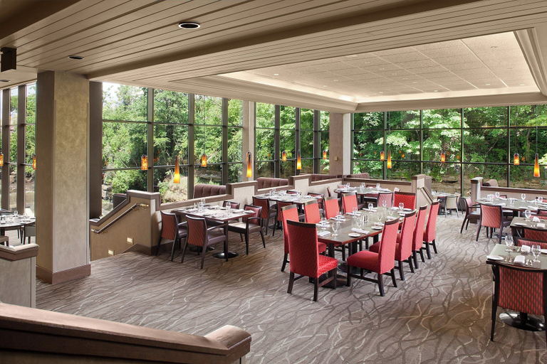 Food & Drinks 5, Sheraton Suites Akron Cuyahoga Falls, Summit