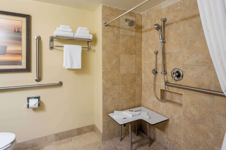 Bathroom 4, Best Western Plus Cottontree Inn, Davis