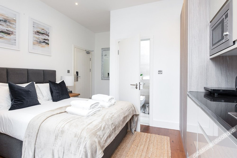 Bedroom 3, Bayswater by CAPITAL, London
