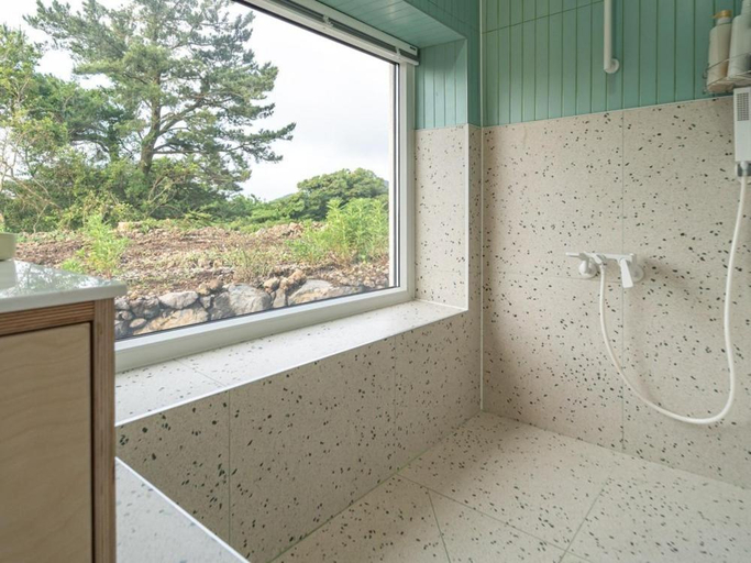 Bathroom, Jeju Seonheul Stay 3917, Jeju
