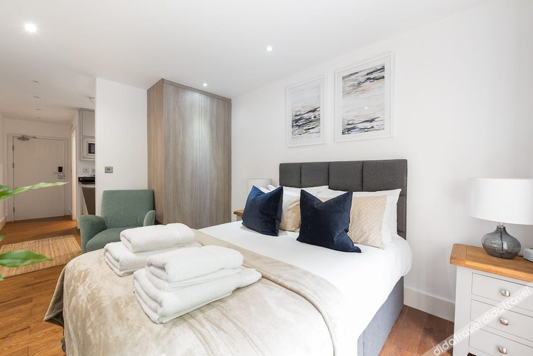 Bedroom 2, Bayswater by CAPITAL, London