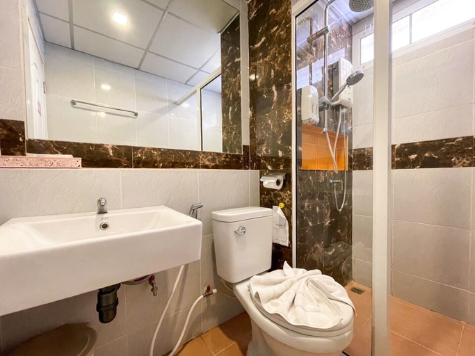 Bathroom 4, Familyhotel, Muang Khon Kaen