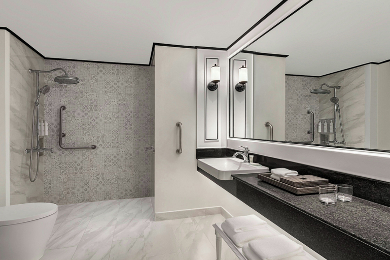 Bathroom 7