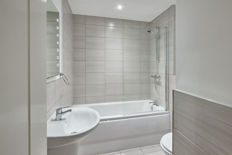 Bathroom, Host Stay South Cliff Apartment, North Yorkshire