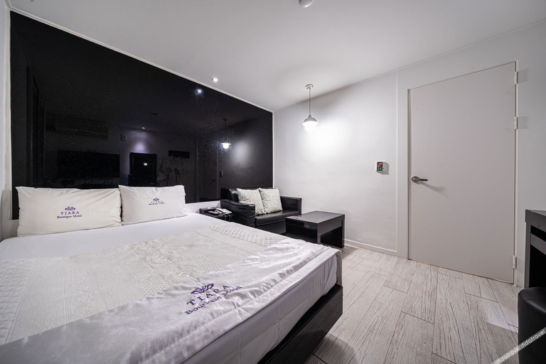 Bedroom 2, Konkuk University Grand, Gwang-jin