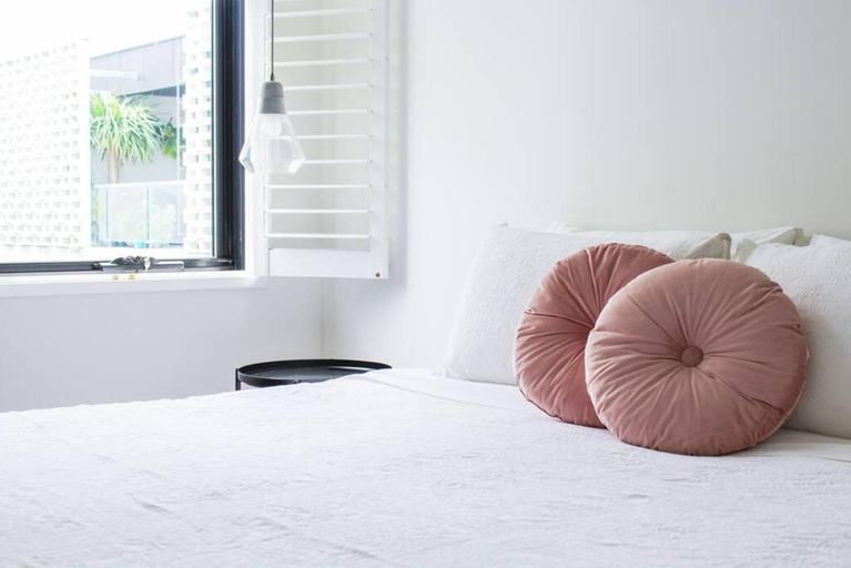 Blinco Hideaway- Modern Spacious 1br Art Precinct W Balcony, Fremantle