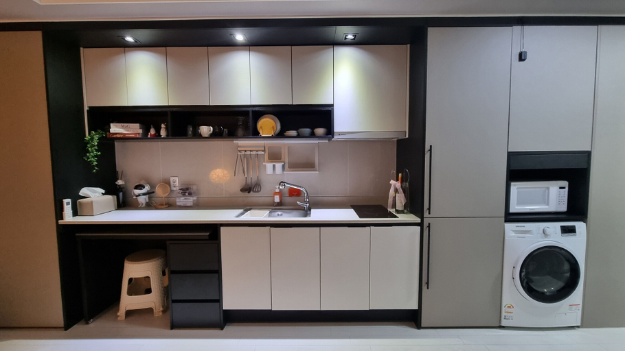 Dining Room 5