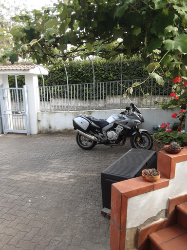 Others 5, AceroRosso B&B, Salerno