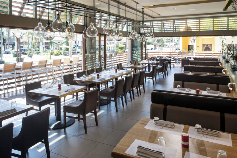 Food & Drinks 5, Courtyard by Marriott Long Beach Downtown, Los Angeles