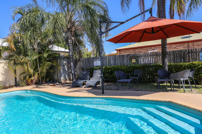 Sport & Beauty 5, Clermont Country Motor Inn, Belyando