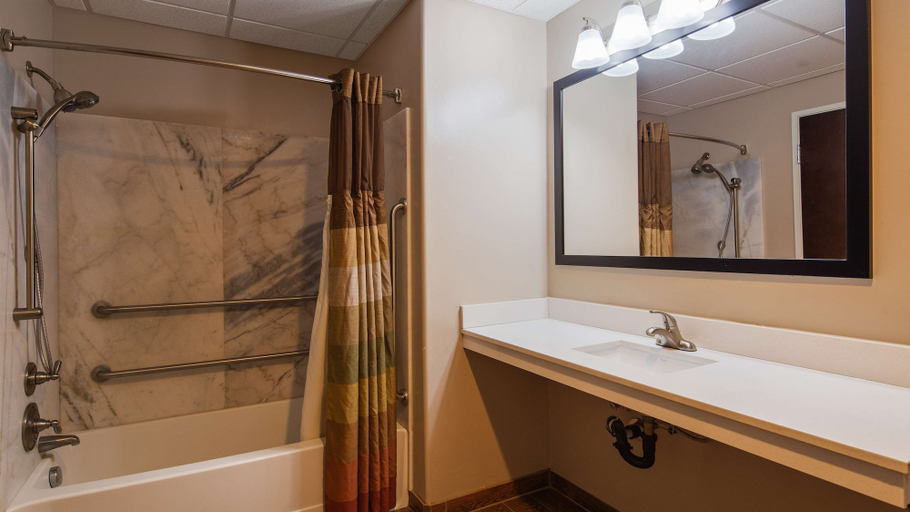 Bathroom 4, Best Western Plus Zion West Hotel, Washington