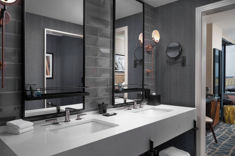 Bathroom 4, Hotel Distil, Autograph Collection, Jefferson