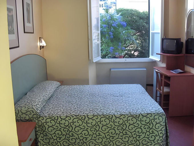 Bedroom 11