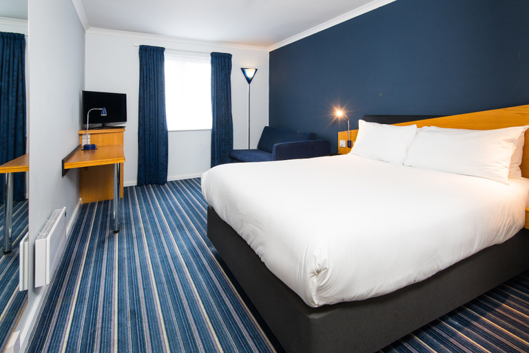 Bedroom 5, Holiday Inn Express MANCHESTER - EAST by IHG, Tameside