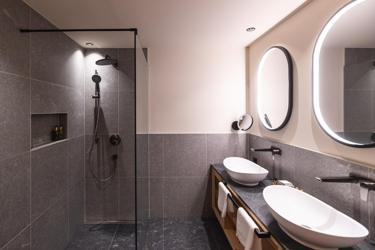 Bathroom 3, Hotel Alpenblick, Bolzano