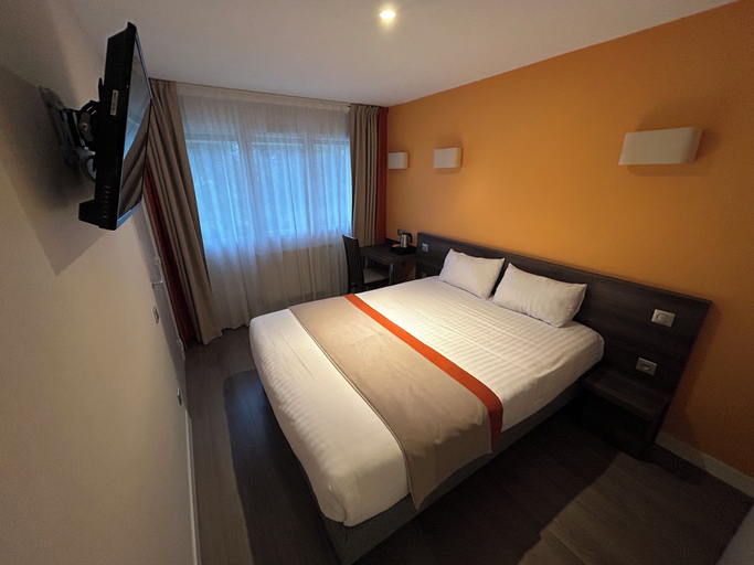Bedroom 7