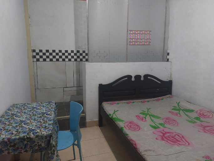 Bedroom 2, Hotel O Panorama House Near Lokon Camping Ground, Tomohon