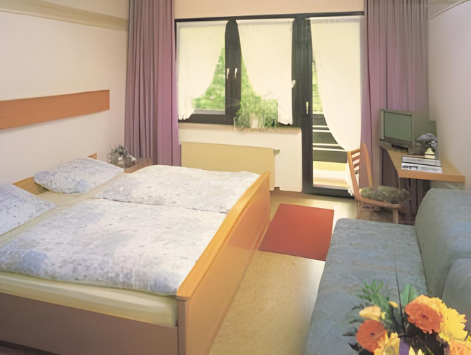 Bedroom 17