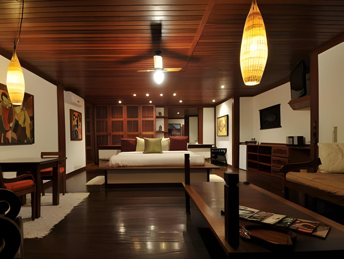 Bedroom 13