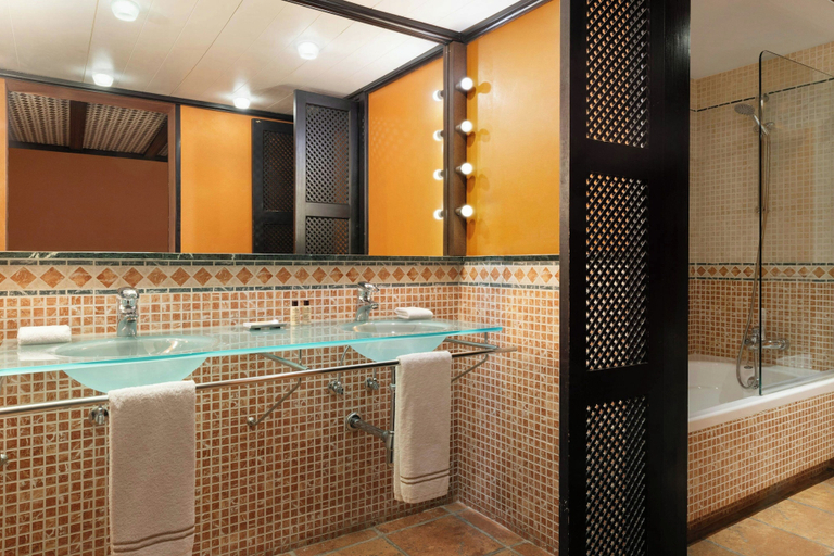 Bathroom 5, Hotel Palacio de Santa Paula, Autograph Collection, Granada