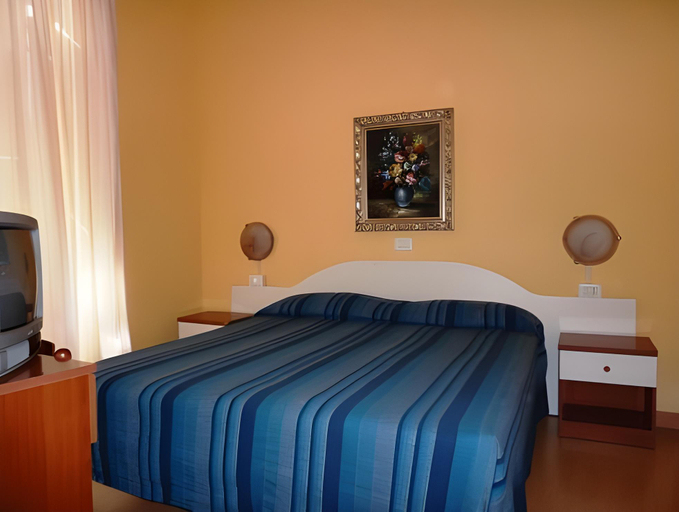 Bedroom 9