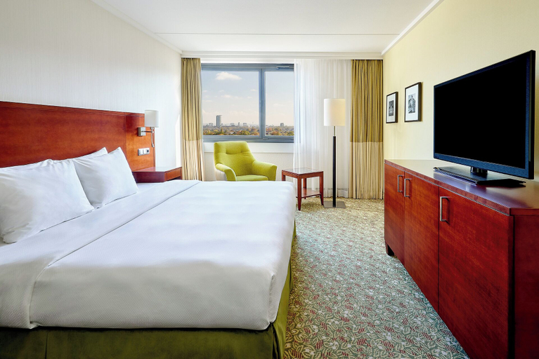 Bedroom 5, Courtyard by Marriott Düsseldorf Seestern, Düsseldorf