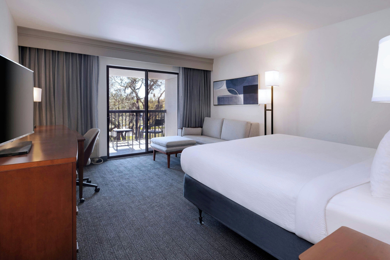 Bedroom 4, Courtyard by Marriott Tampa North/I-75 Fletcher, Hillsborough