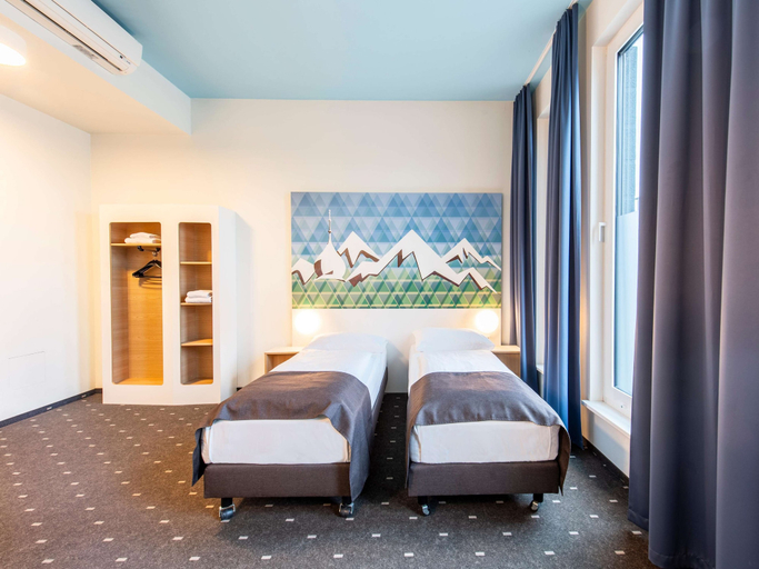 Bedroom 18